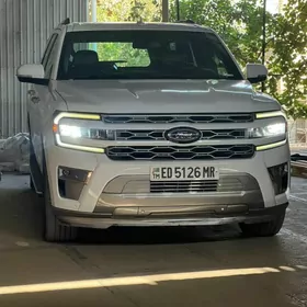 Ford Expedition 2022