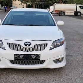 Toyota Camry 2010