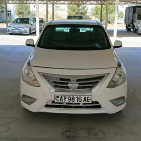 Nissan Sunny 2014