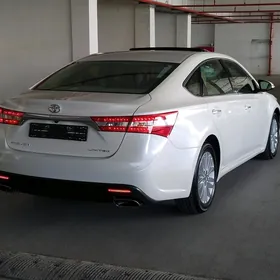 Toyota Avalon 2013