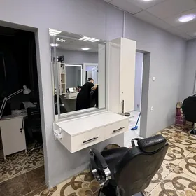 Salon arenda