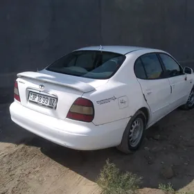 Daewoo Leganza 1998