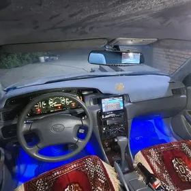 Toyota Camry 1999