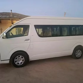 Toyota Hiace 2009