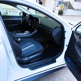 Hyundai Sonata 2020