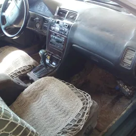 Nissan Cefiro 1995