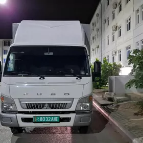 Mitsubishi Canter 2024