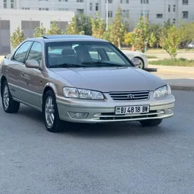 Toyota Camry 2001