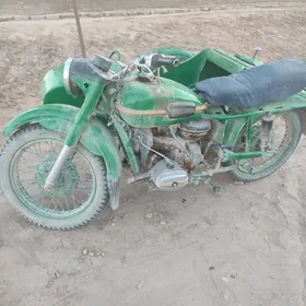 Ural 4320 1985