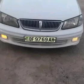 Nissan Sunny 2003