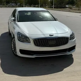 Kia K900 2019