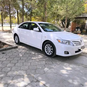 Toyota Camry 2010