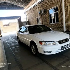Toyota Camry 1999