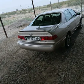 Toyota Camry 2000