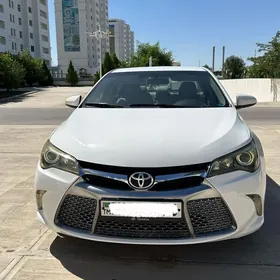 Toyota Camry 2016