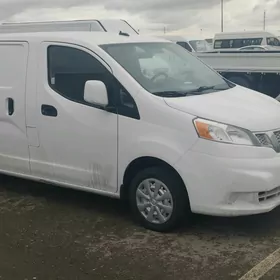 Nissan NV200 2021
