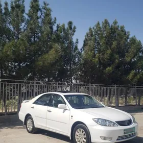 Toyota Camry 2005