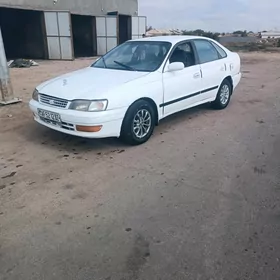 Toyota Corona 1996