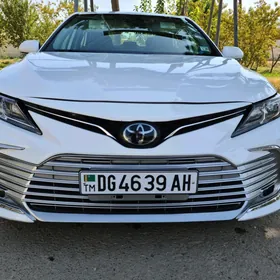 Toyota Camry 2022