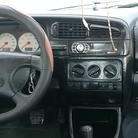 Volkswagen Passat 1993