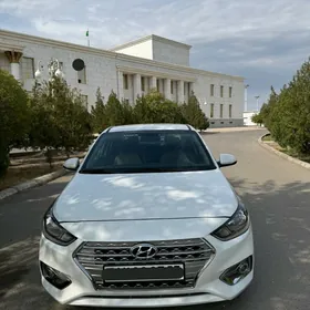 Hyundai Accent 2020