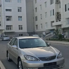 Toyota Camry 2005