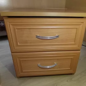 комод