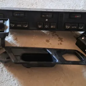 5lik bmw knopgasy