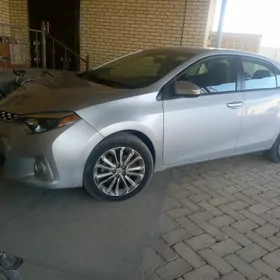 Toyota Corolla 2014