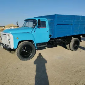 Gaz 53 1990