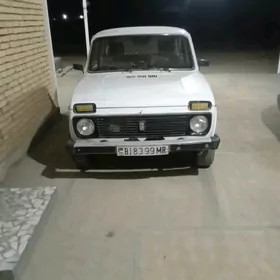 Lada Niva 2003