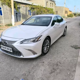 Lexus ES 350 2020