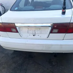 Nissan Sunny 1997