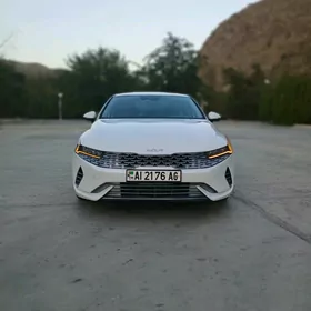 Kia K5 2022