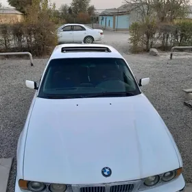 BMW 530 1989
