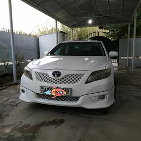 Toyota Camry 2010