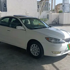 Toyota Camry 2004