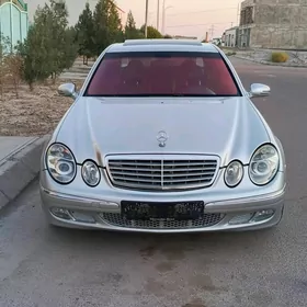 Mercedes-Benz E320 2003