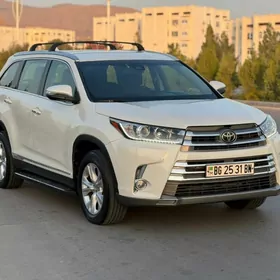 Toyota Highlander 2019
