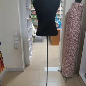 Maniken 140m