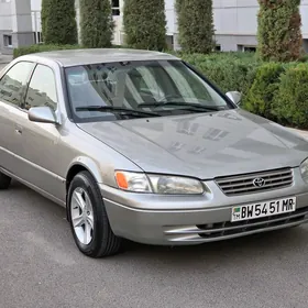 Toyota Camry 1999