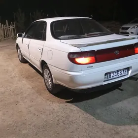 Toyota Carina 1993