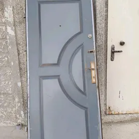 daşky gapy