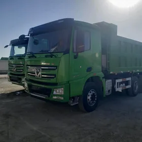 XCMG 500 2024