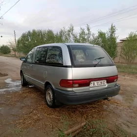 Toyota Previa 1992