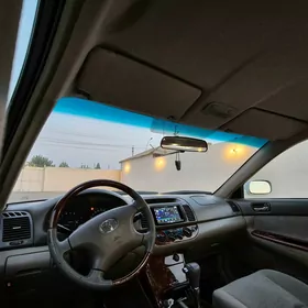 Toyota Camry 2003