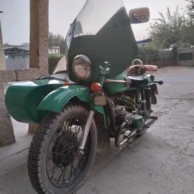 Ural 4320 1992