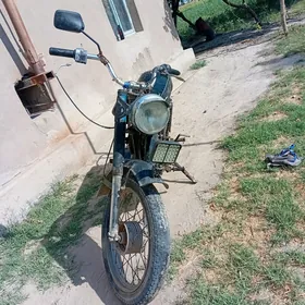 Iž Planeta 1990