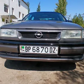 Opel Vectra 1990