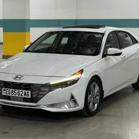 Hyundai Elantra 2021